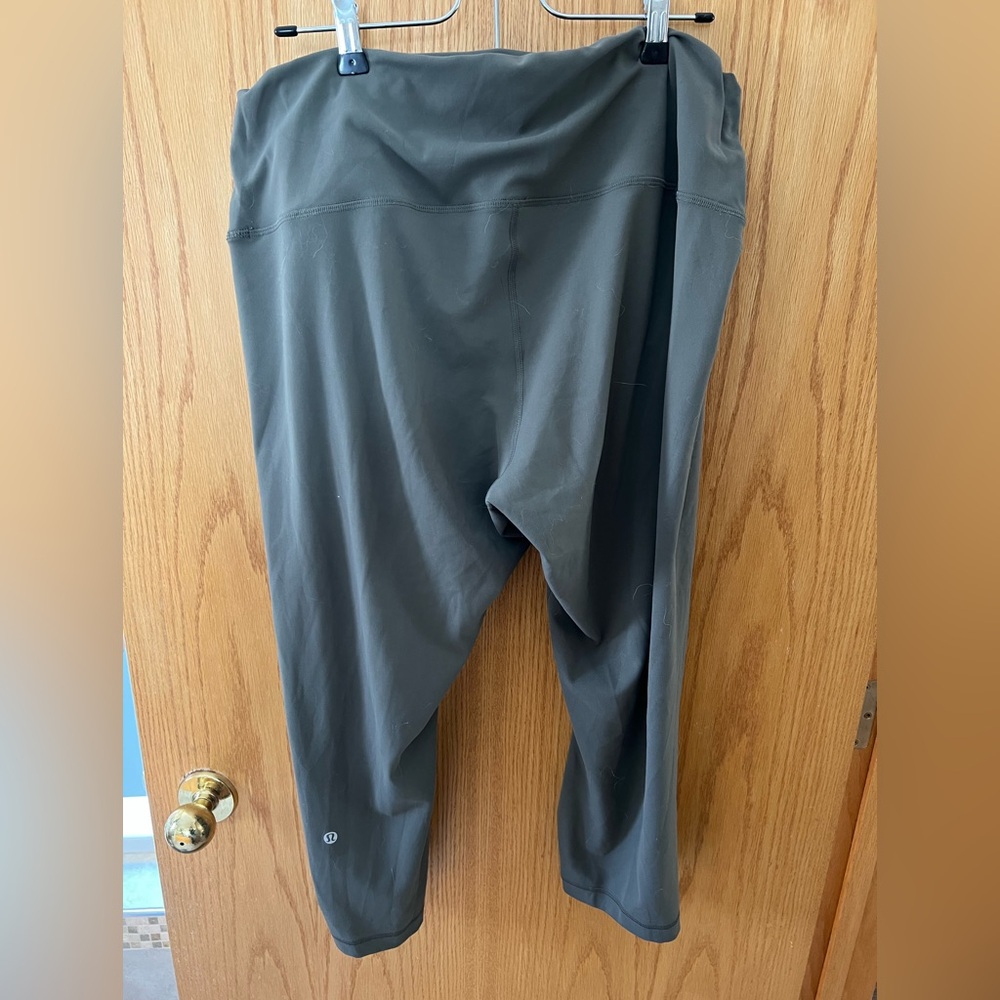 Lululemon Wunder Train High-Rise 23” - Army Green (Size 20)